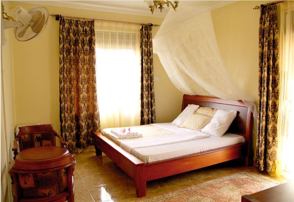 Apricot Guest House Kampala Room photo